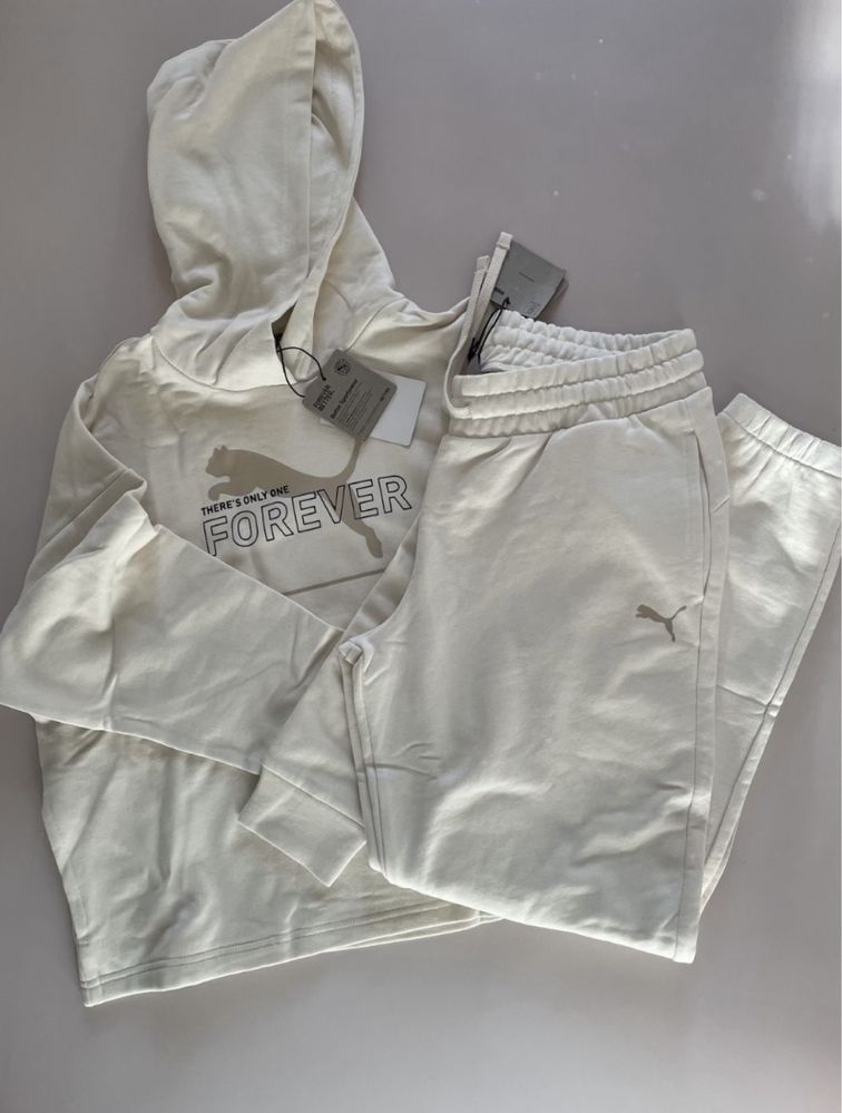 В наявності! Ціну знижено Puma спортивний костюм, розмір L (52)