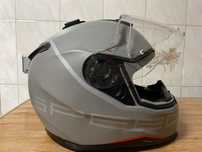 Capacetes e casaco para moto M