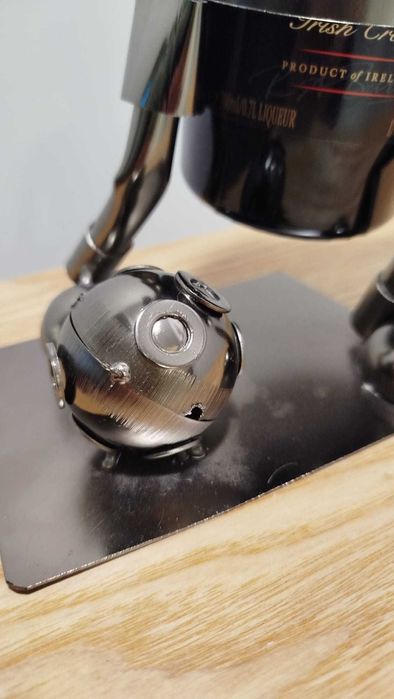 Stojak na butelkę "Piłkarz" W147 HINZ Design prezent upominek