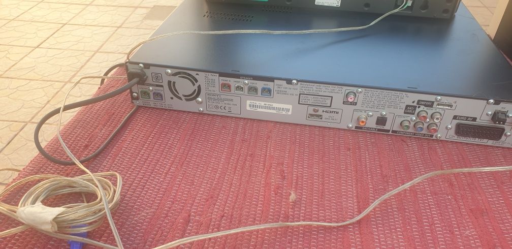 Home cinema com 4 colunas