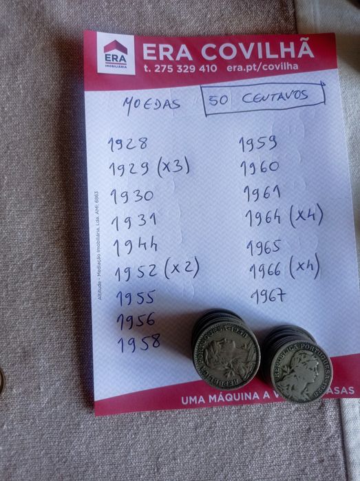 Conjunto de moedas antigas