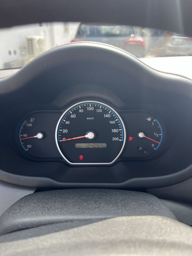 Hyundai i10 - Edition Plus 1.1 - Klimatyzacja - Osoba Prywatna