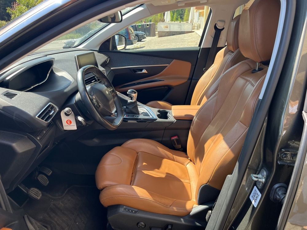 PEUGEOT 3008 serie especial PREMIUM