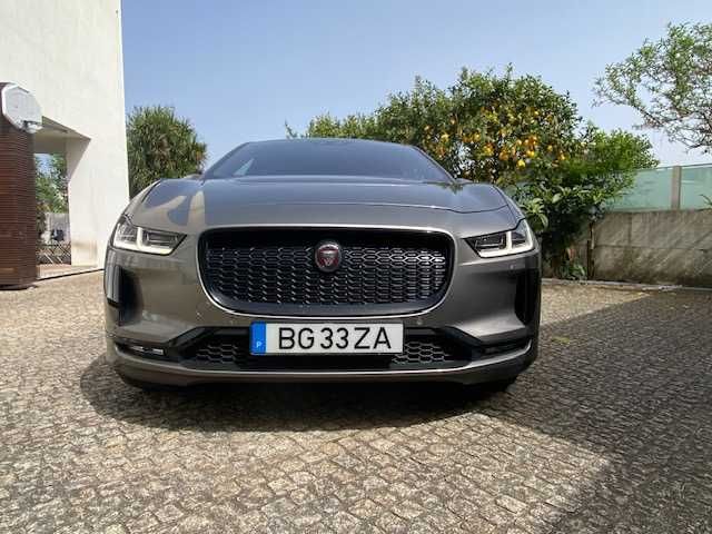 Jaguar I-Pace EV400 AWD SE Dezembro · 2019 · 85 000 km · 400 cv