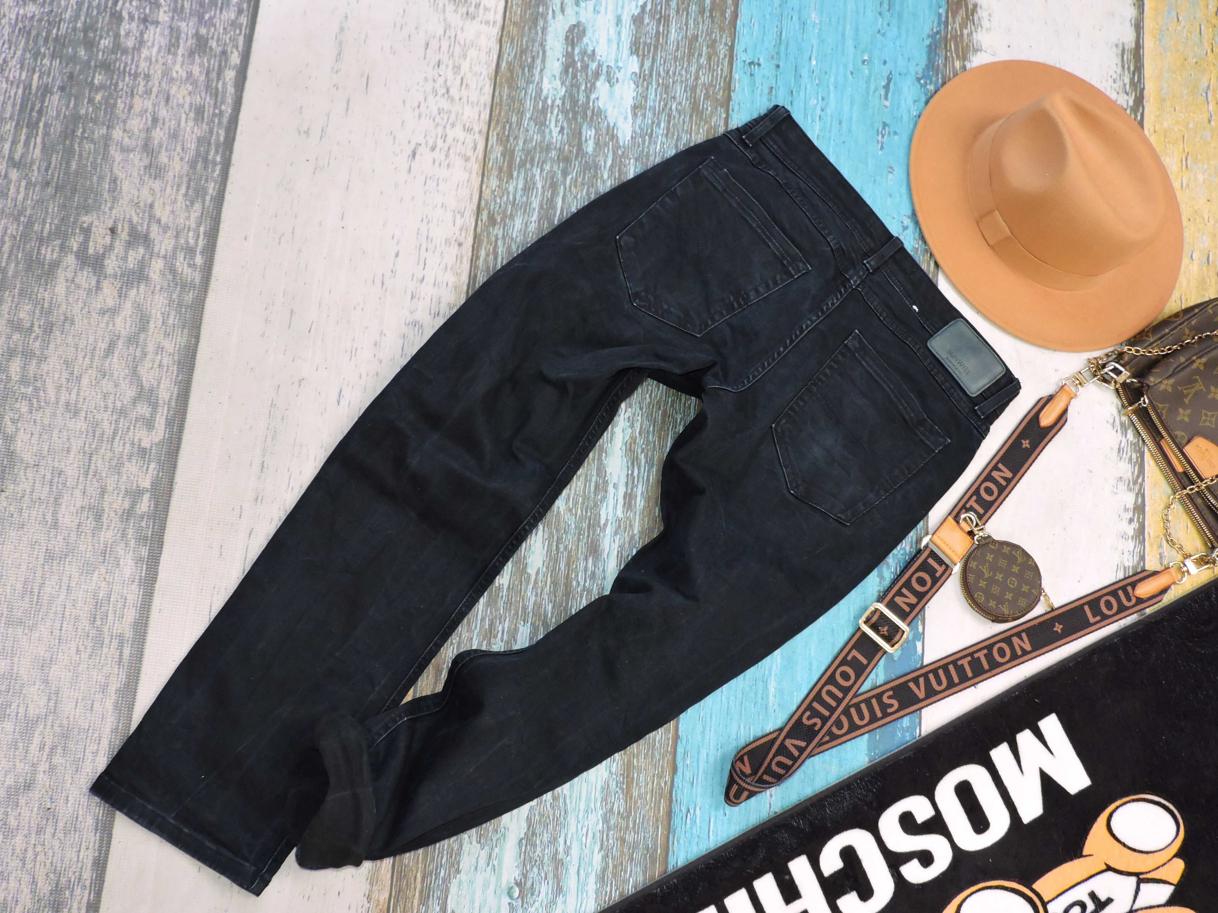 Sunwill Męskie spodnie jeans granat 33/30