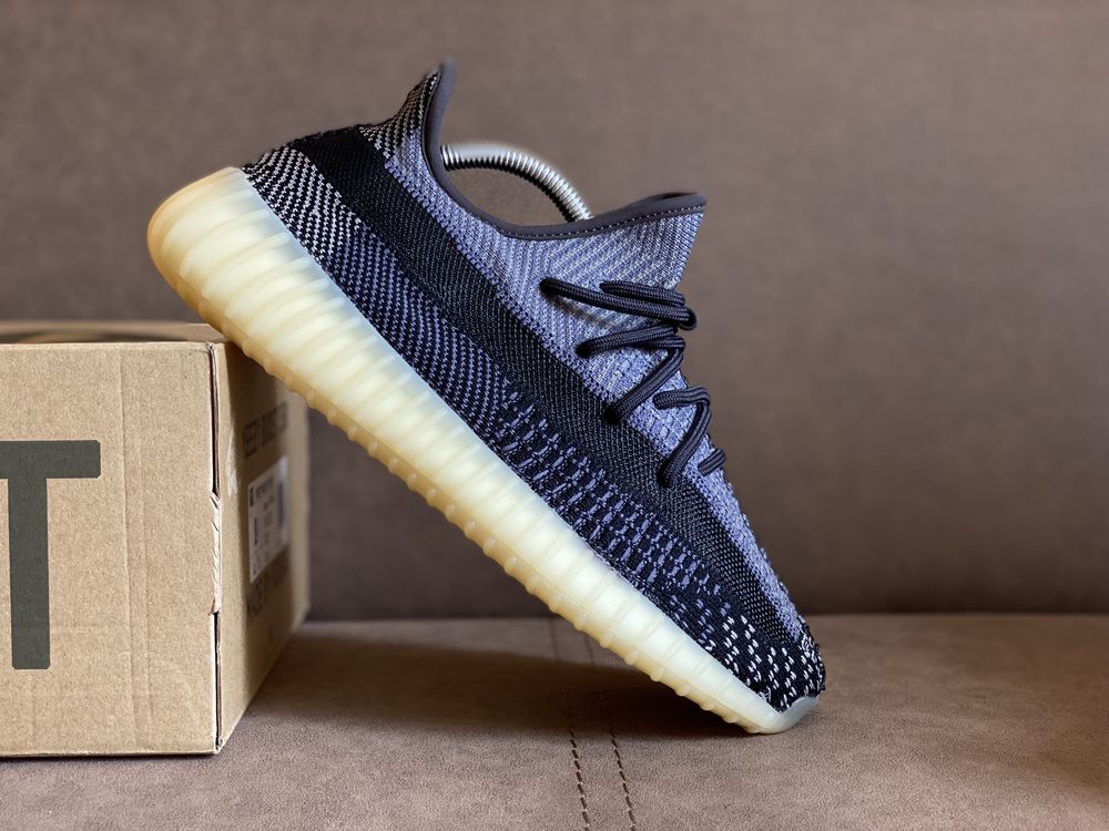 Yeezy 350 us10 Carbon adidas boost yezzy оригинал изи 44 500