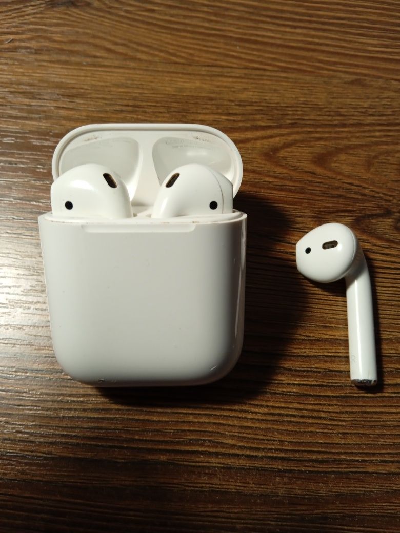 Навушники Apple 3 штуки