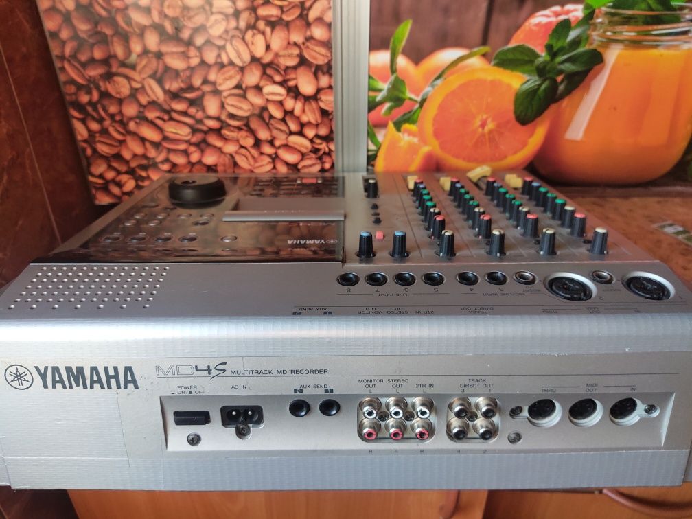 Пподам  YAMAHA MD-4S Професійний аудіозаписувач диктофон 4-х трековий