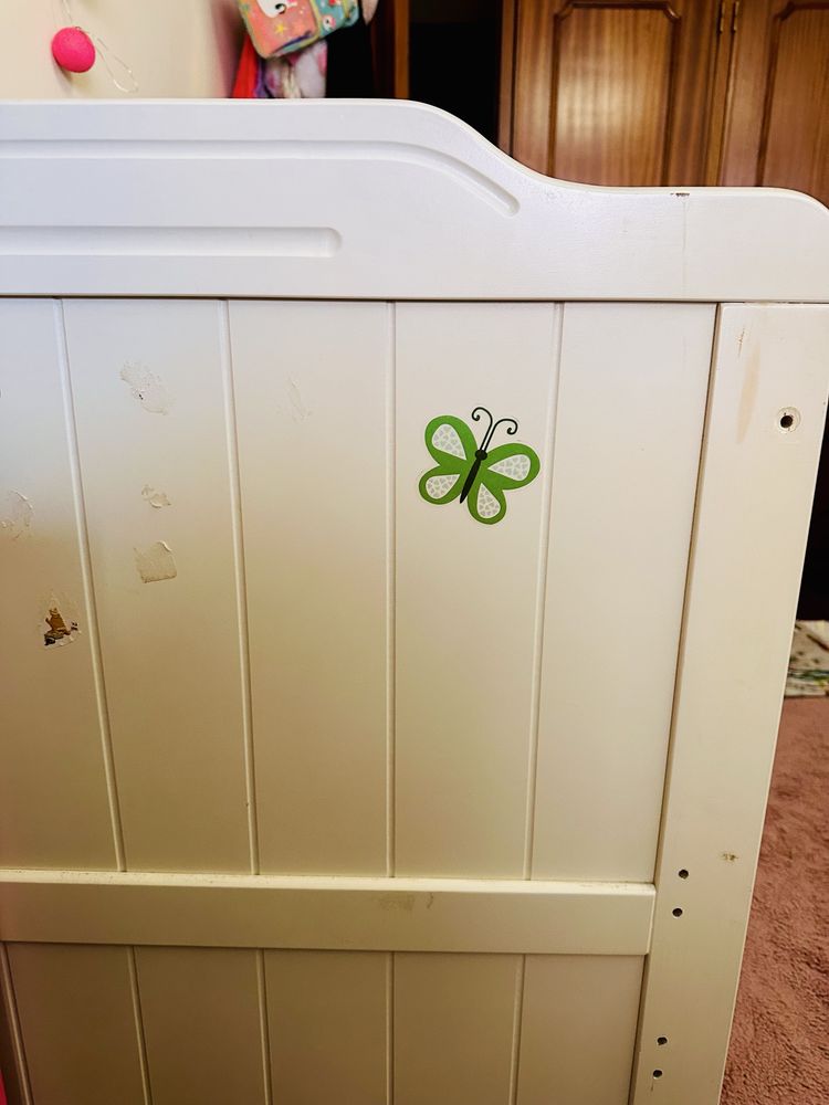 Berço/cama branco versatil (0-6 anos)