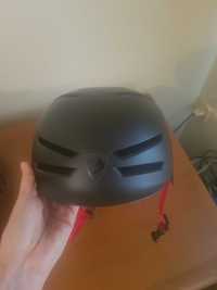 Capacete proteção desportivo novo