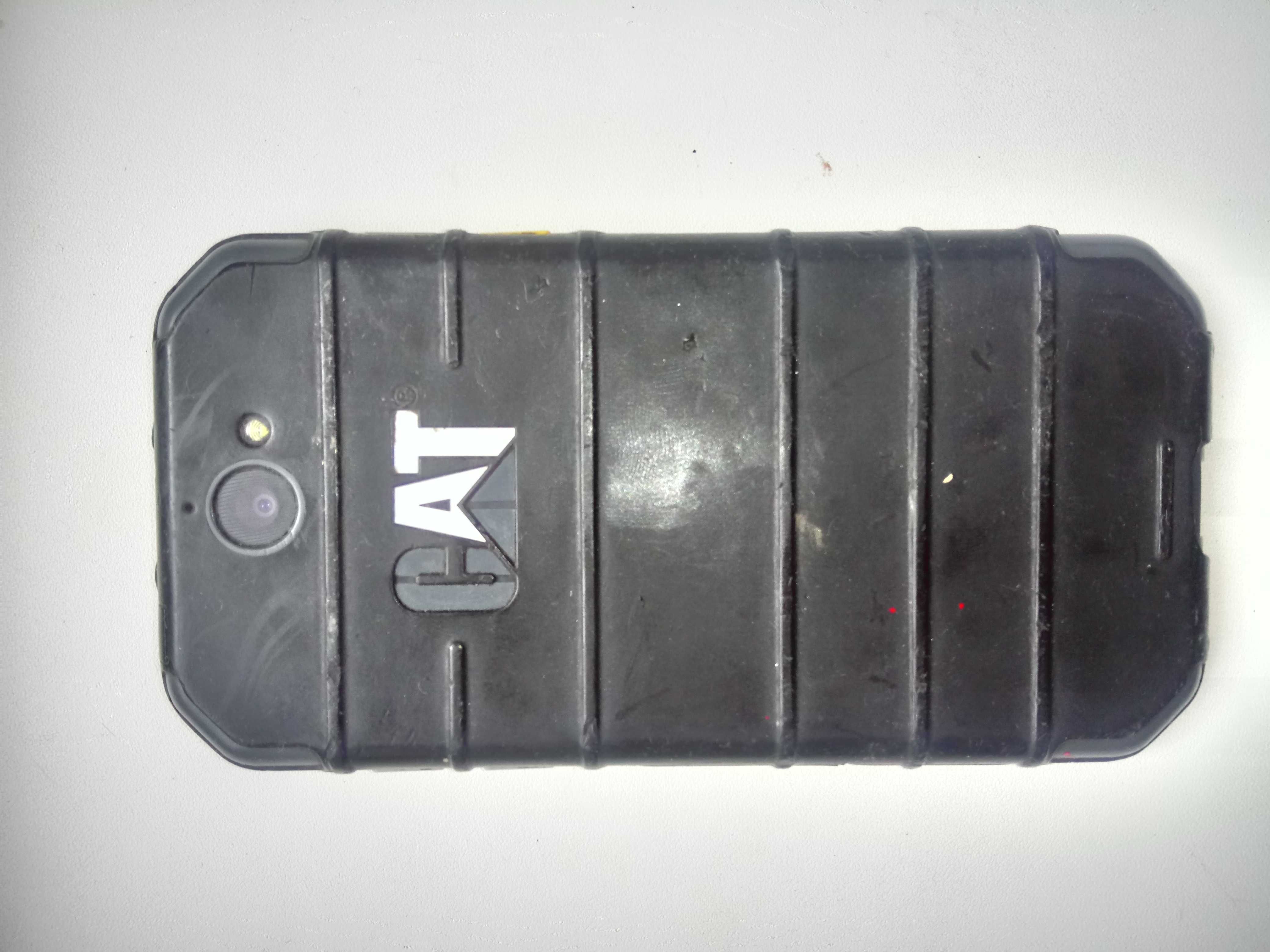 s Продам смартфон Cat s 30