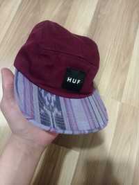 Кепка от бренда HUF