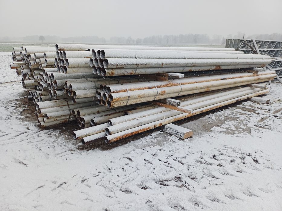 Rura rurka słup wygrodzenia dla bydła przegroda hala wiata konstrukcja