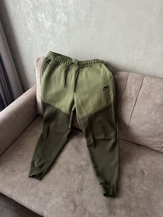 Брюки штани чоловічі Nike Tech Fleece XL хакі зелені джогери