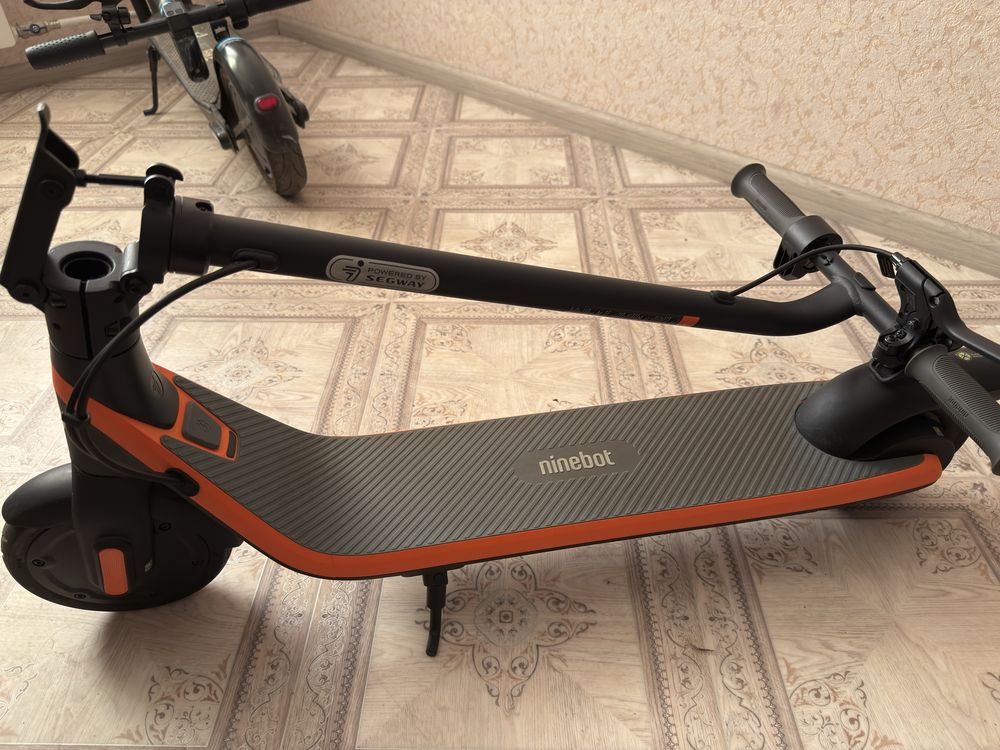Електросамокат Ninebot C2 (Orange)