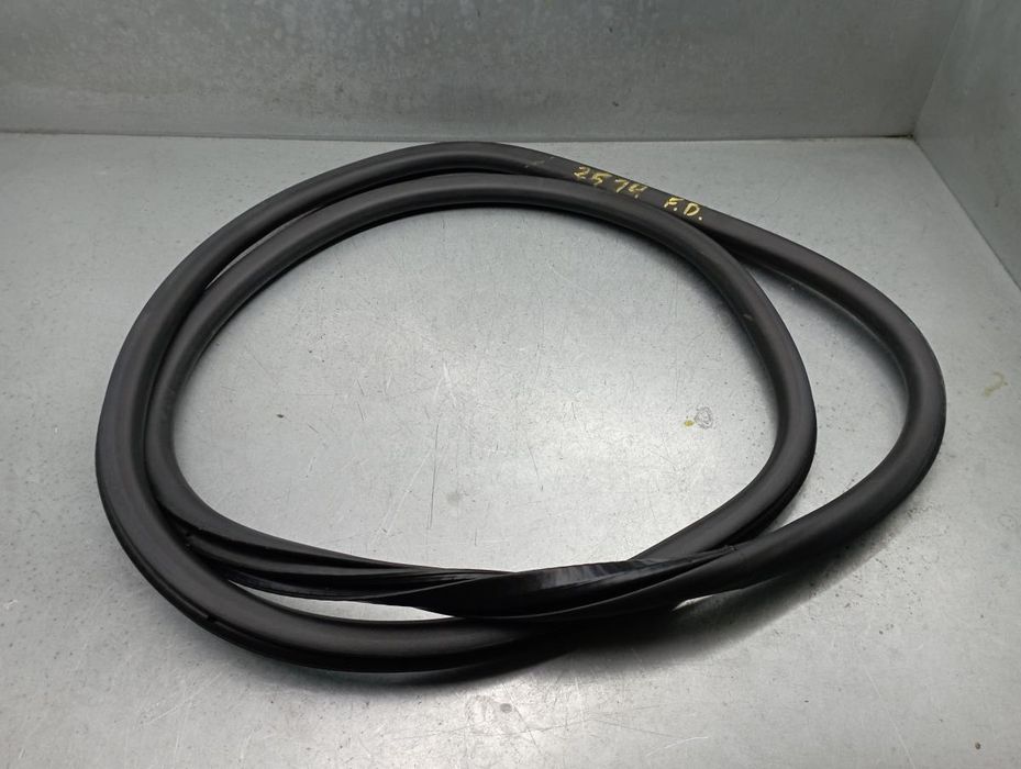 Revestimento porta frente direito PEUGEOT 2008 II (U_)