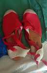 Sapatos de verao vermelhos
