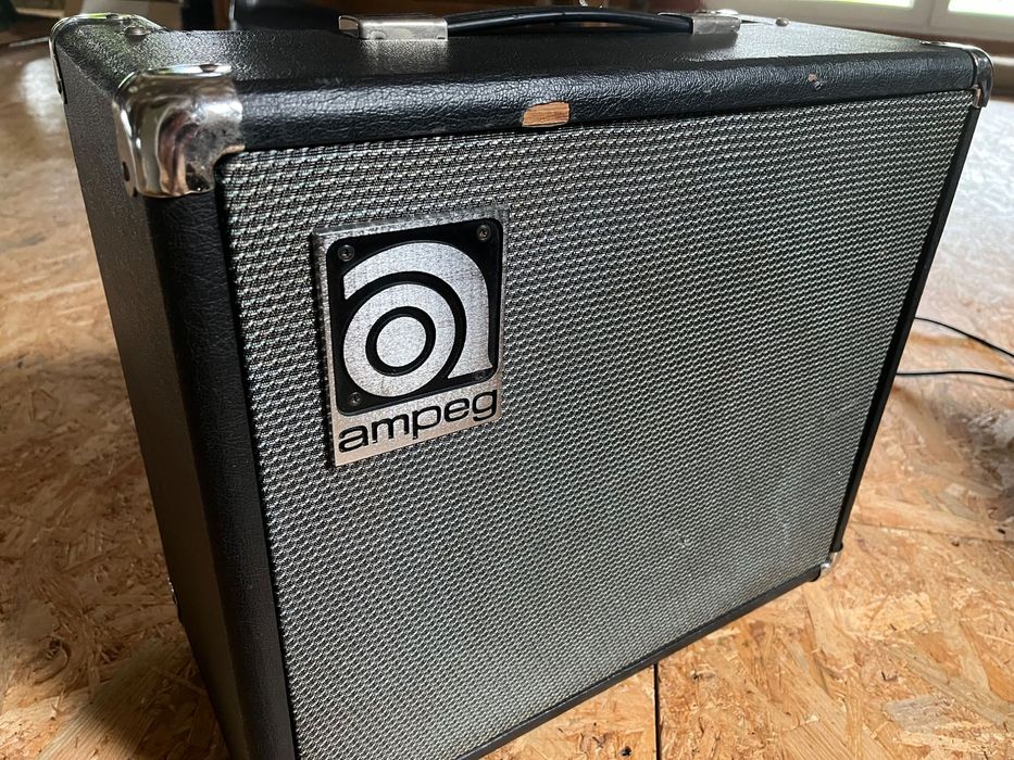 Ampeg kombo 69/70 (Fender, Orange)