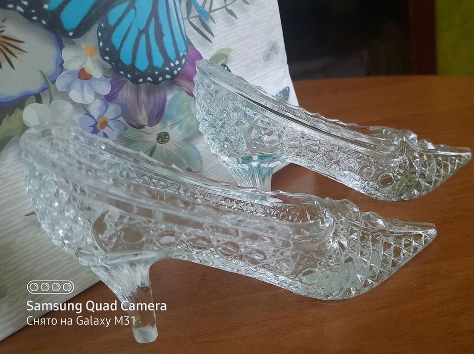 Посуда хрусталь.