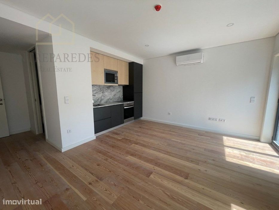 Apartamento T0 novo, com arrumos, para comprar no Bairro do Bonfim ...