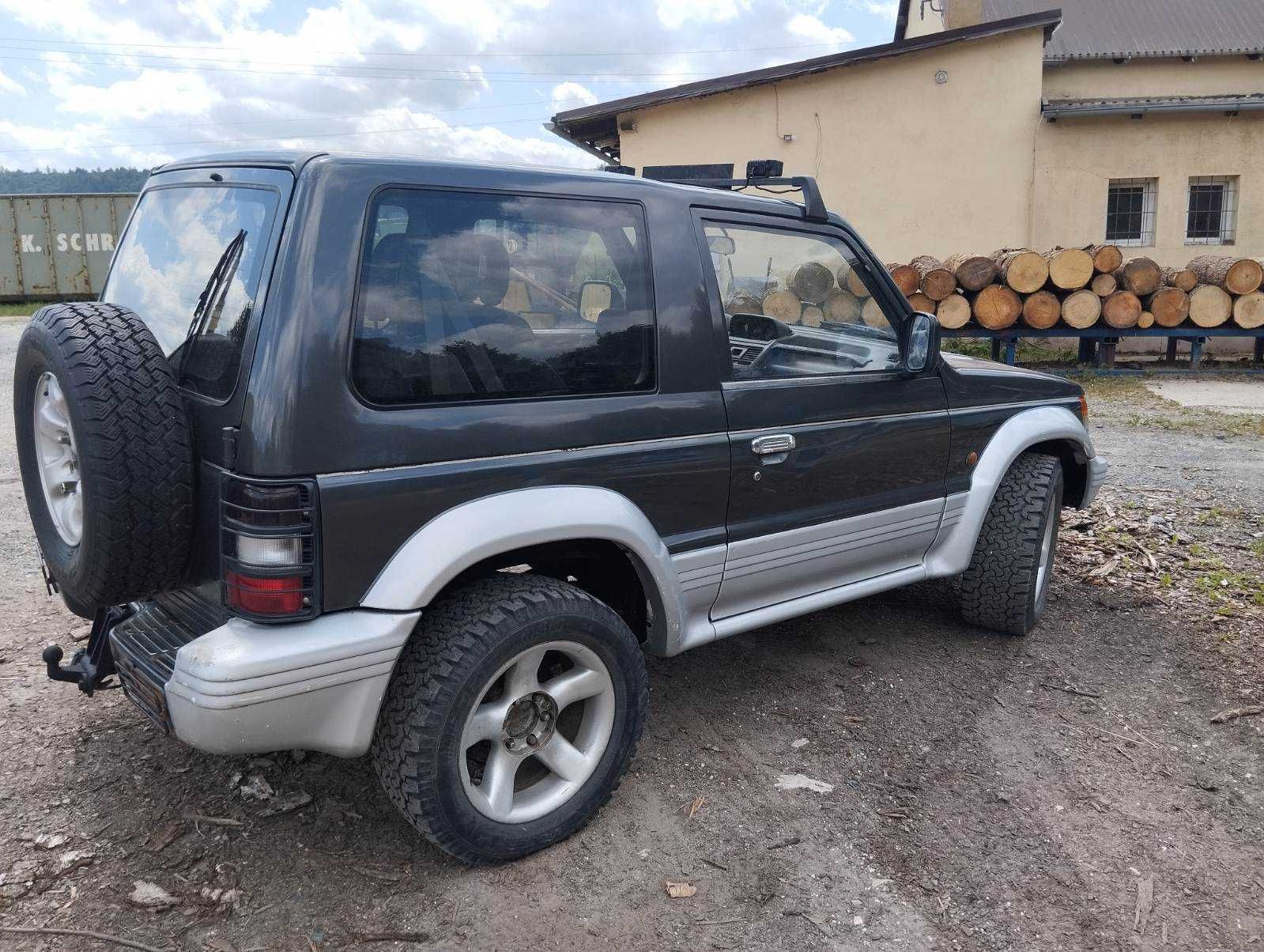 Mitsubishi Pajero II 1994r. 2.5 TD