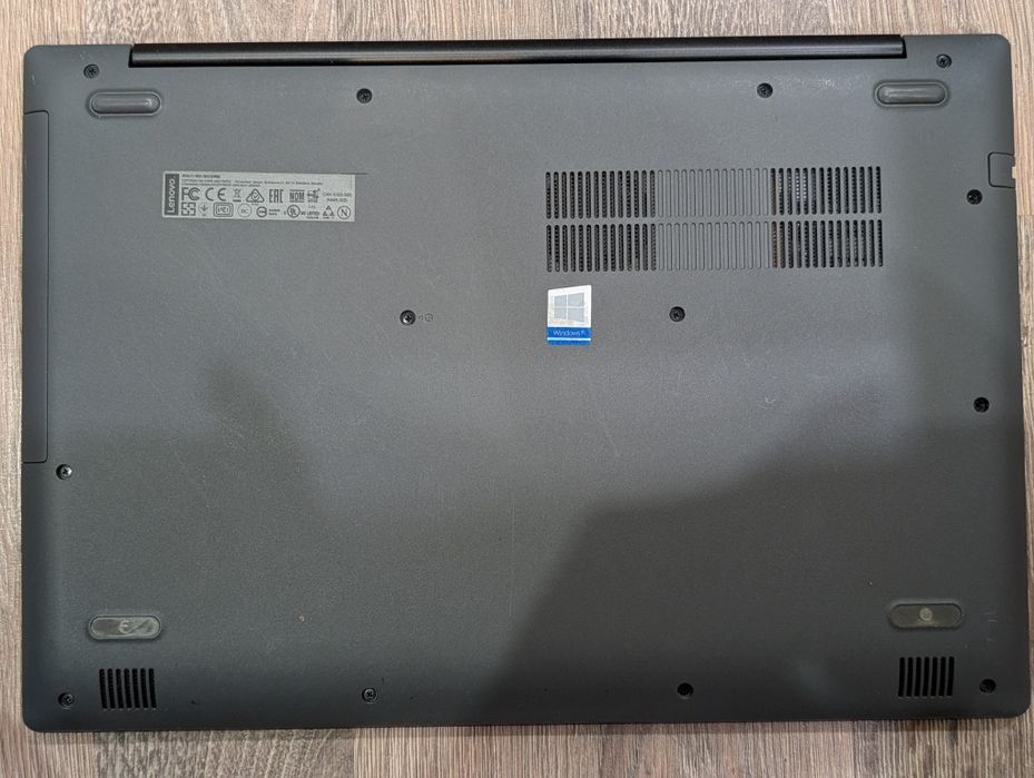 Lenovo 320-15IKB i5-7gen 8/256 Windows 10 + Office