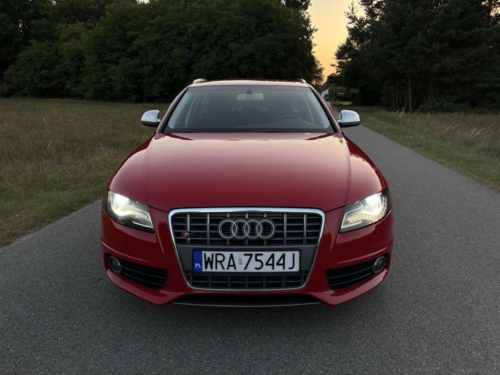 Audi a4 b8 s4 2.0tdi xenon alu18 Piekna!!
