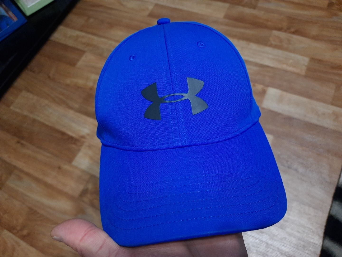 Бейсболка, кепка Under Armour.