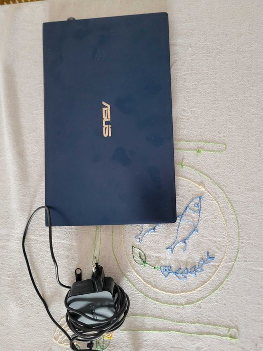 Pc Asus zenbook UX433fn