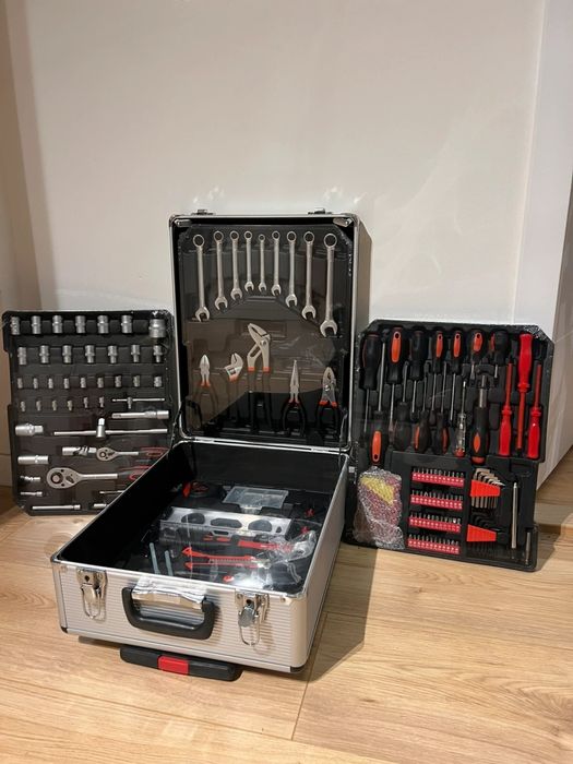 Mala alumínio com 186 peças