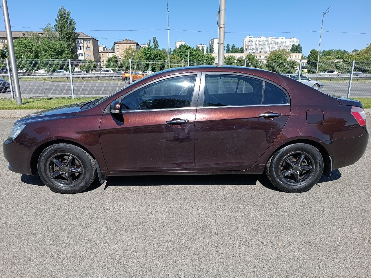 Geely Emgrand EC7. 1,8, 2012, МКПП