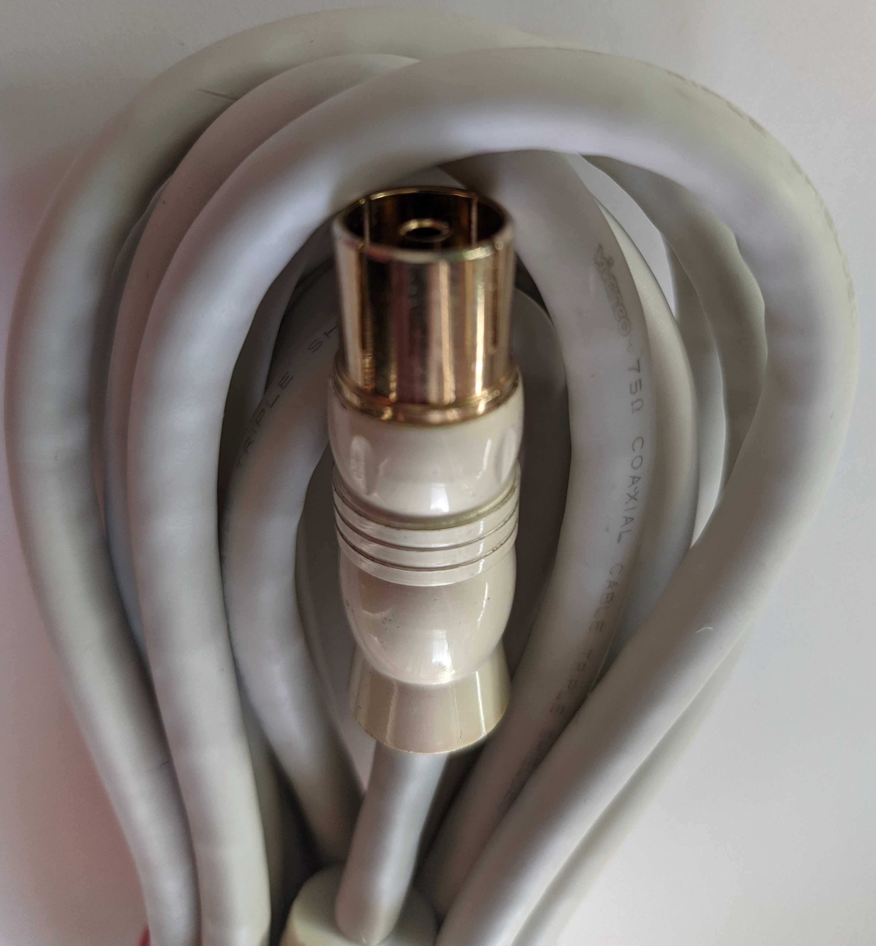 Коаксіальний гнучкий кабель Vivanco з позолоченими роз'ємами