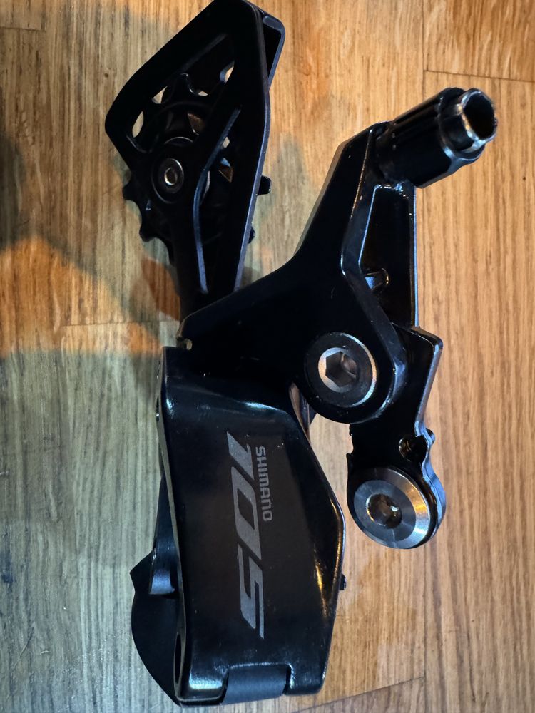 Nowa przerzutka Shimano 105 RD-R7100 12s