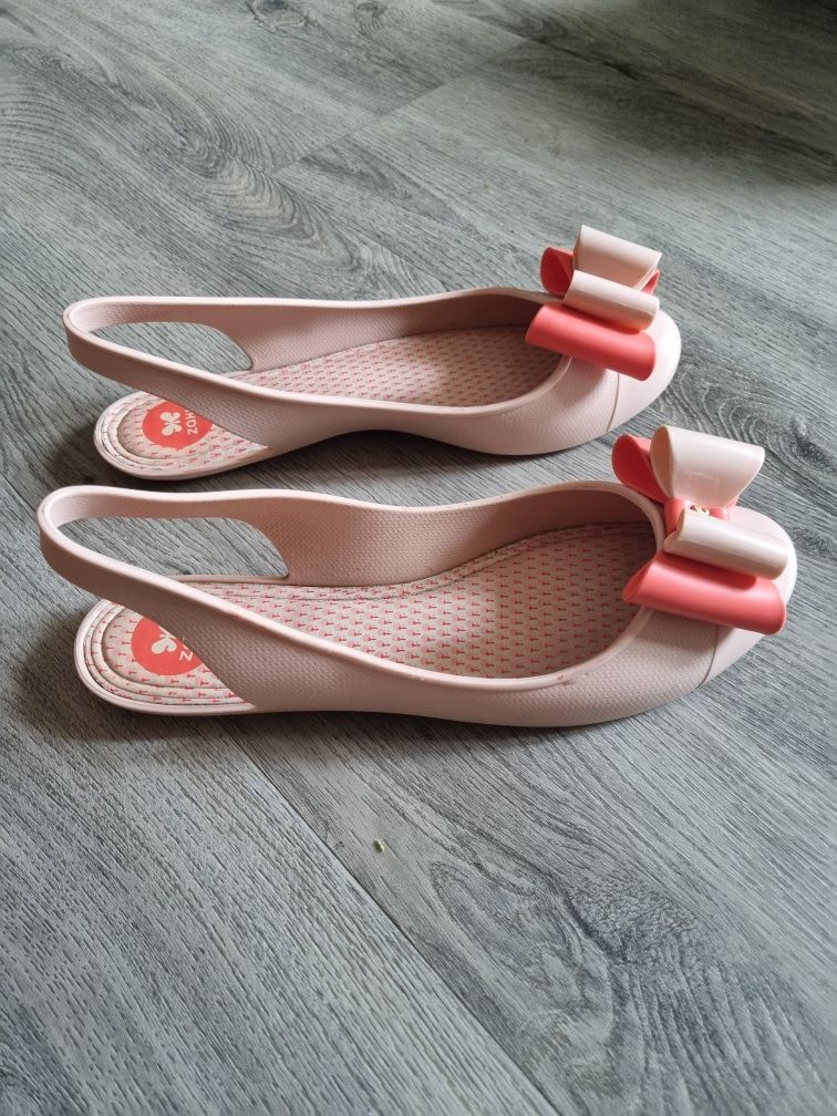 Buty baleriny Zaxy 39 z kokarda