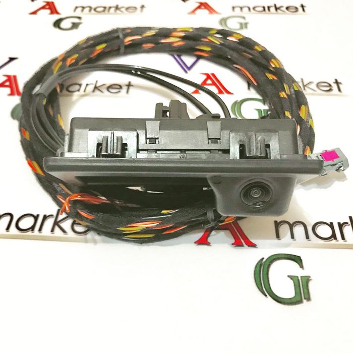 Камеры с прорисовкой траектории для Octavia A7, Superb MK3 Tiguan NF