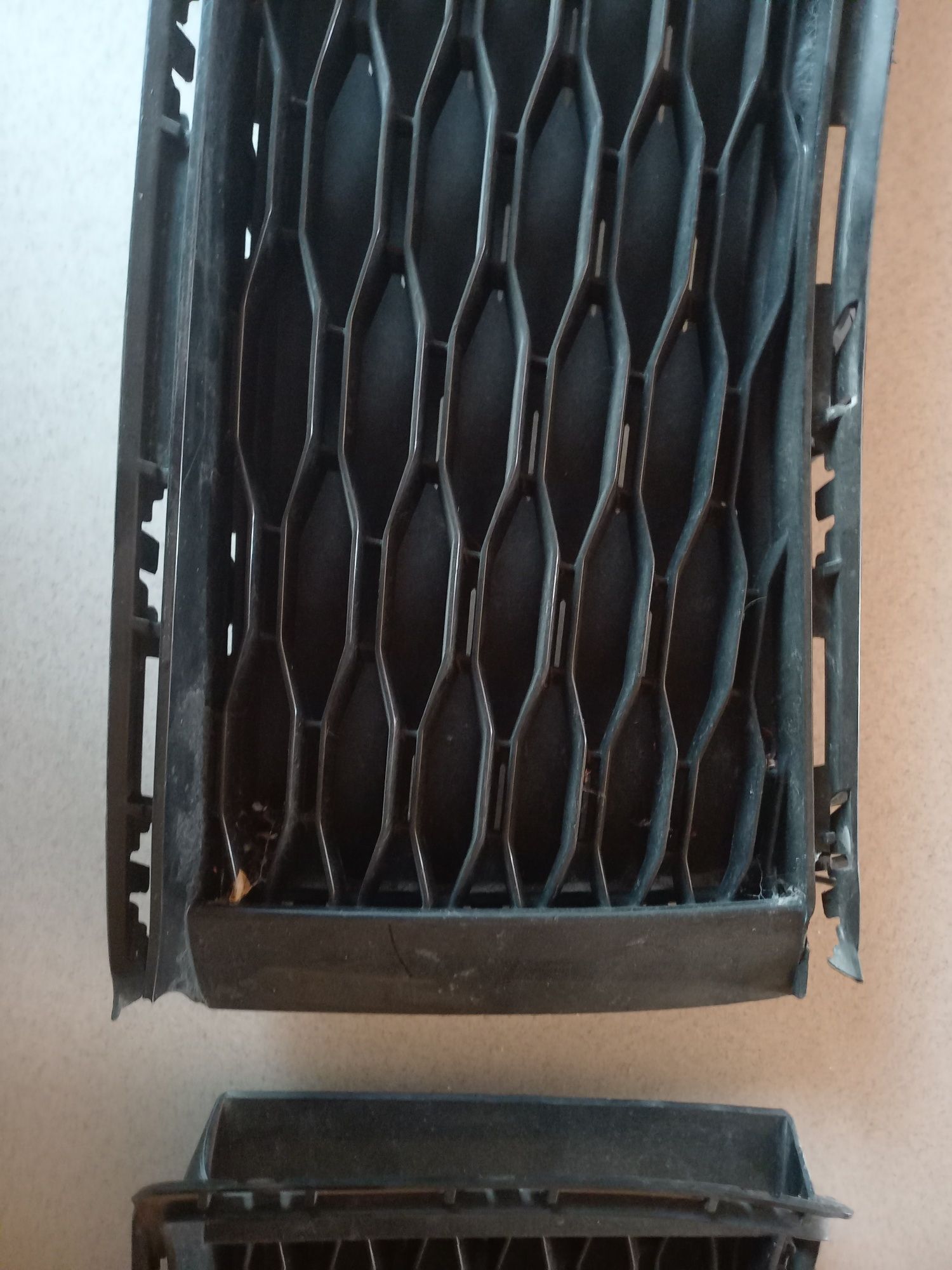 Решітка повітря bmw g32 51118069711 51118069712