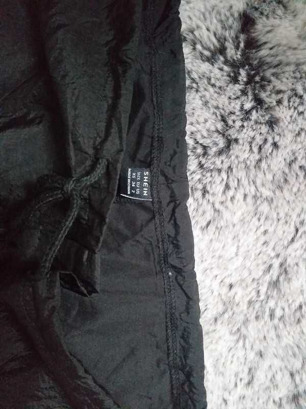 Czarne spodnie ortalion bojówki Shein XS