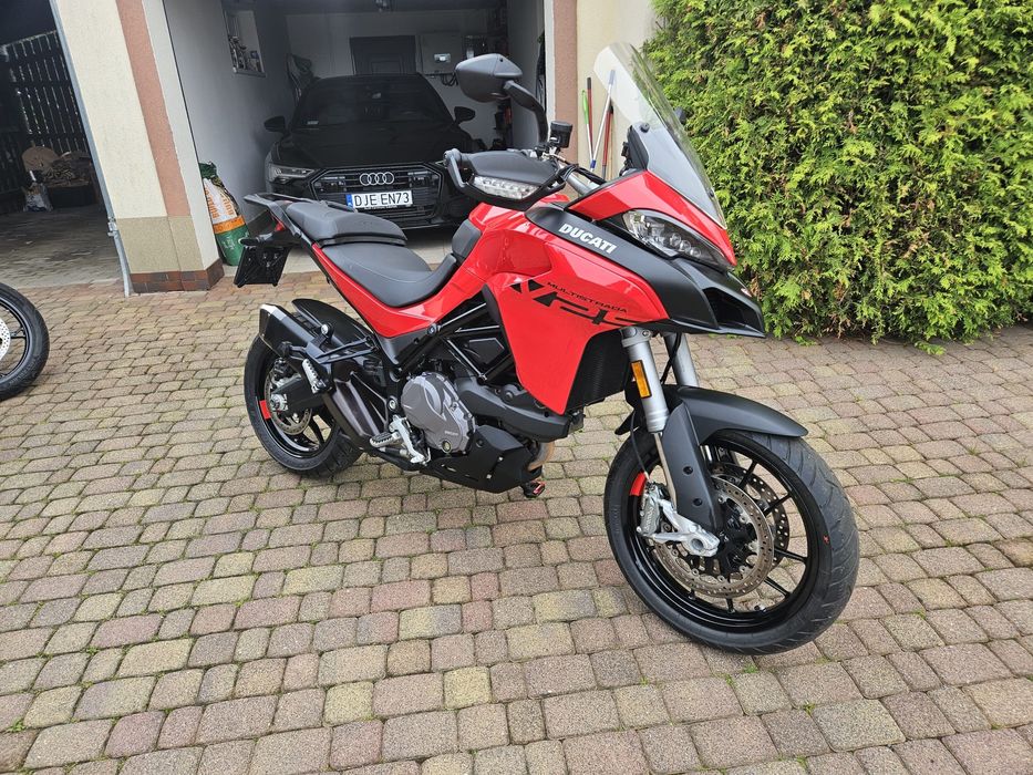 Motocykl Ducati Multistrada V2S Travel Salon Polska