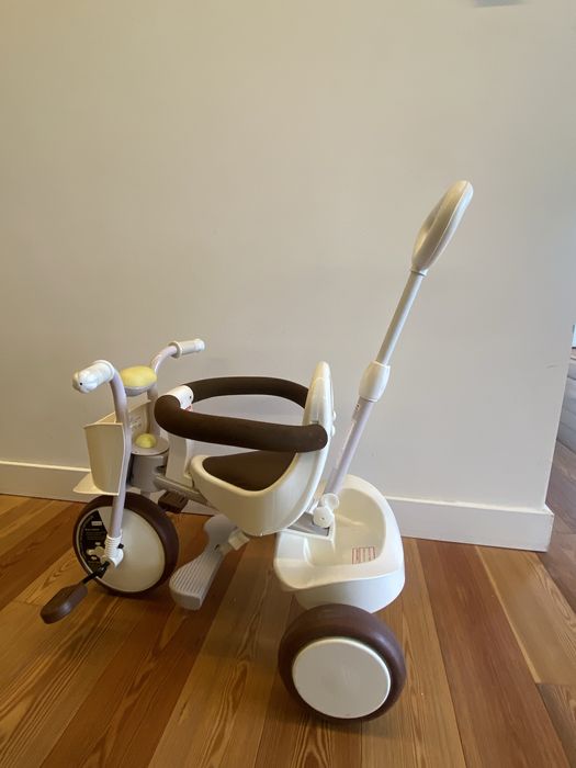 Triciclo Miio para criança