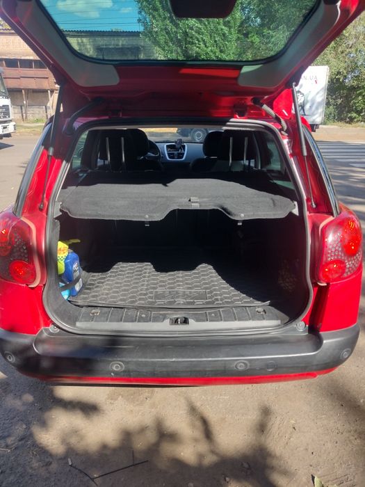 Продам Пежо, обміняю.