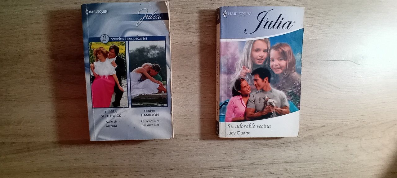 Julia, Livros de Romance