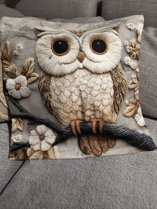 Poszewka na poduszkę w sowy

2 szt w komplecie
