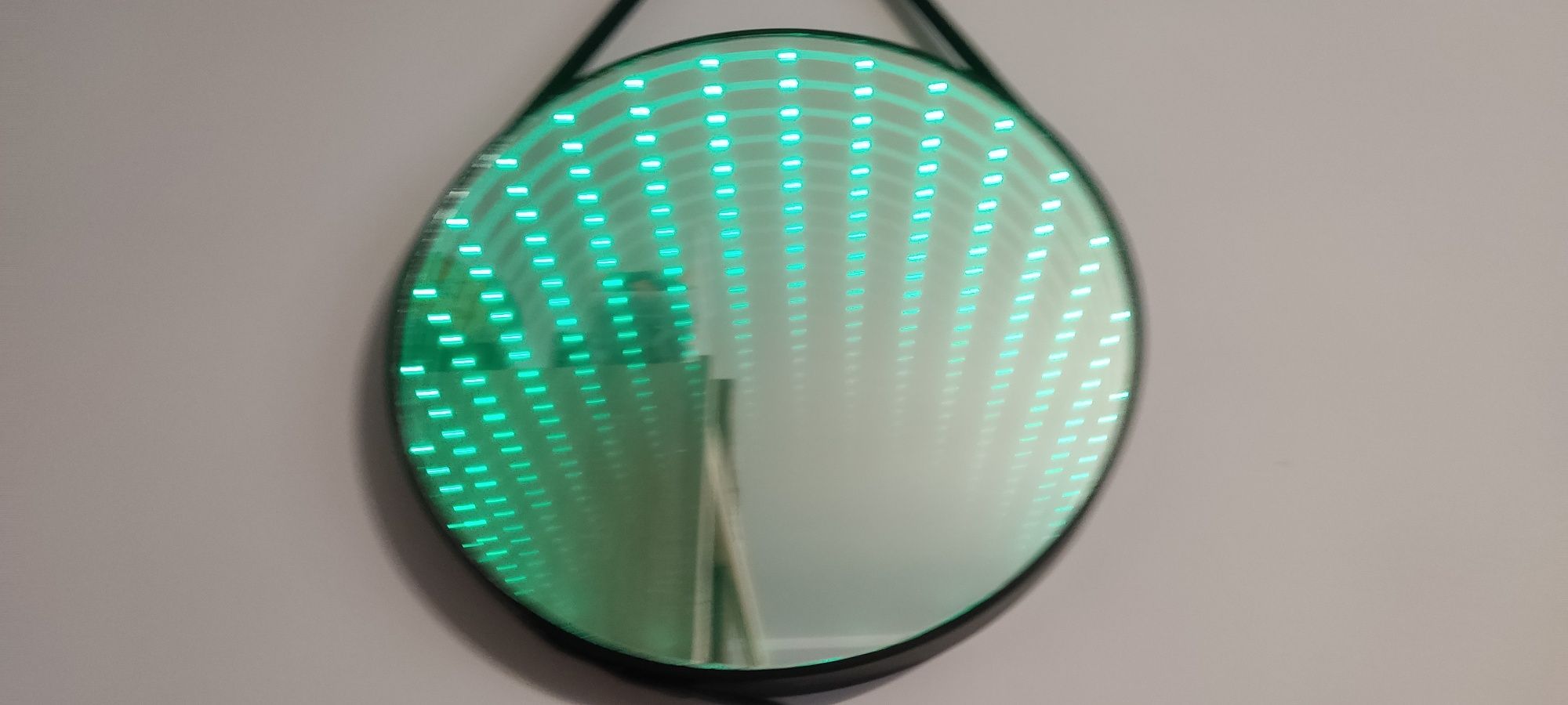 Lustro nieskończoności LED RGB