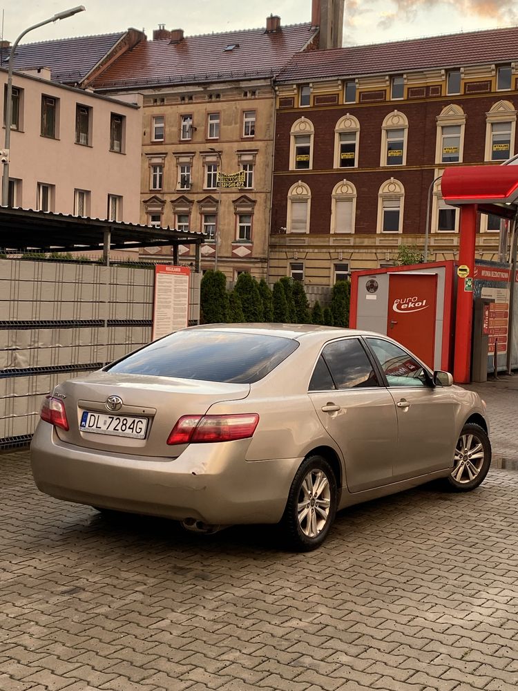 Totota camry z gazem.