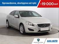 Volvo S60 T3, Skóra, Navi, Klimatronic, Tempomat, Parktronic