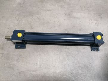 Siłownik hydrauliczny GLUAL 28x325 160 bar