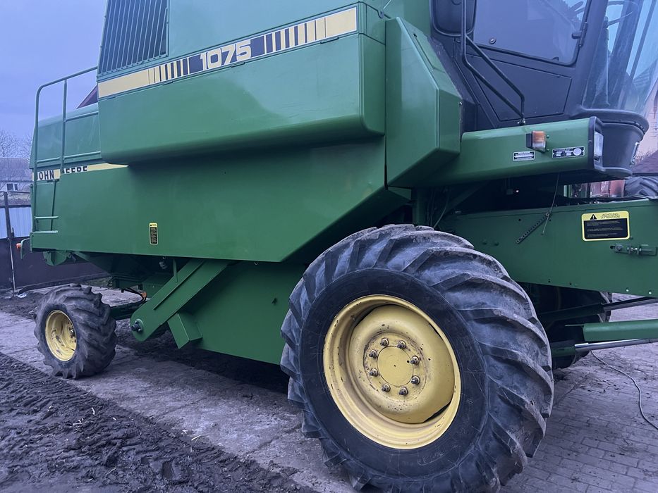 Свіжопривезений комбайн John Deere 1075 ідеал кондиціонер