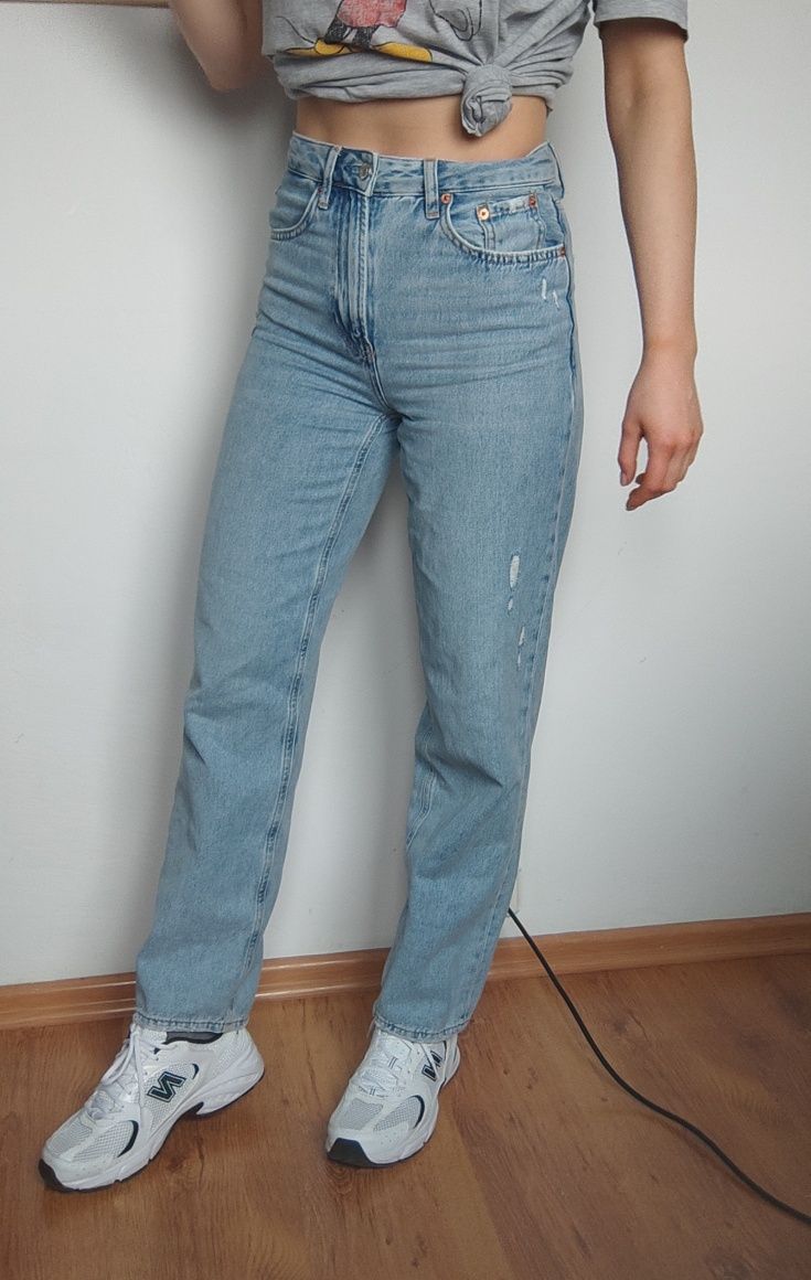 Spodnie jasne jeansy Stradivarius 34 XS luźne
