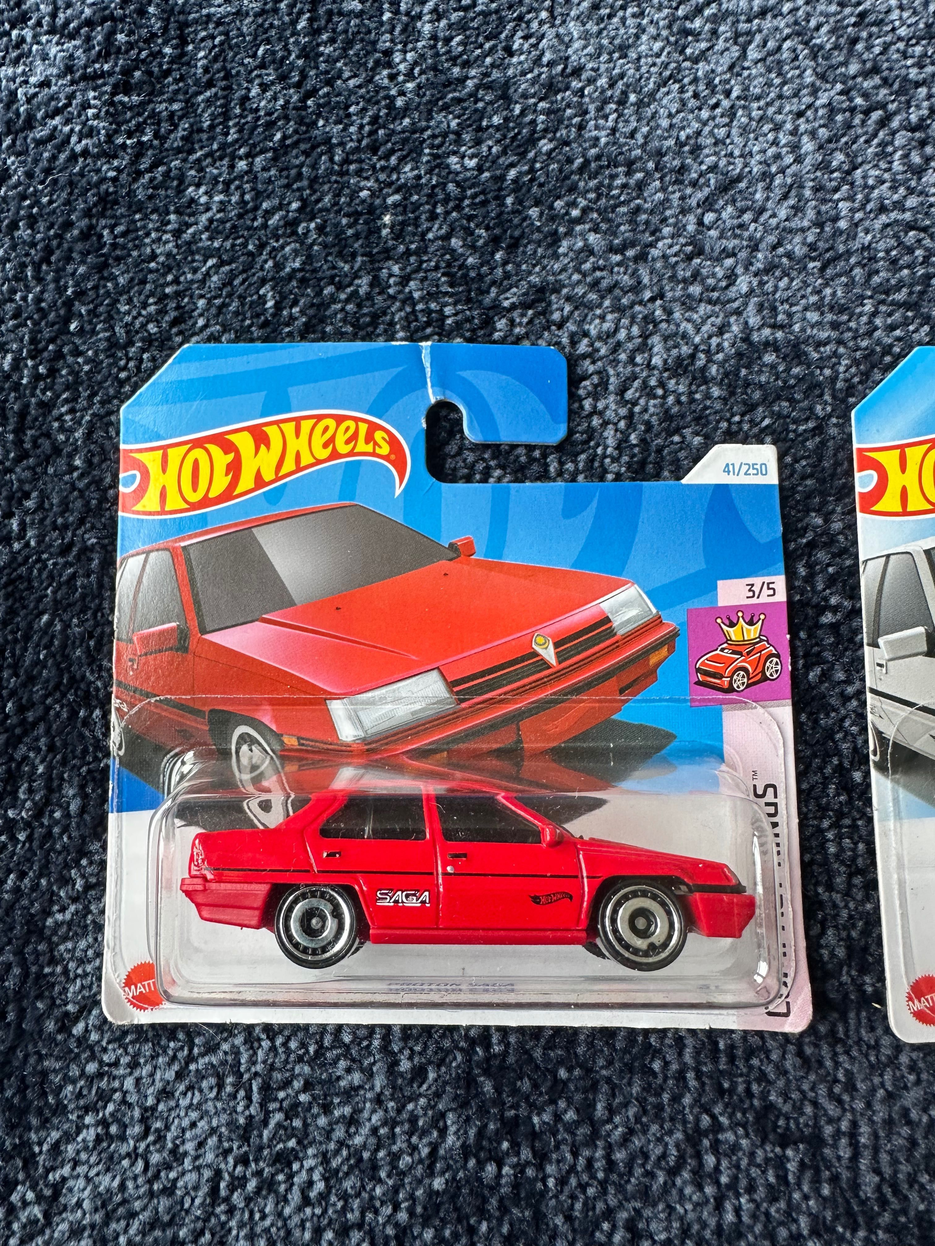 hot wheels zestaw 2 sztuki proton saga czerwony i biały