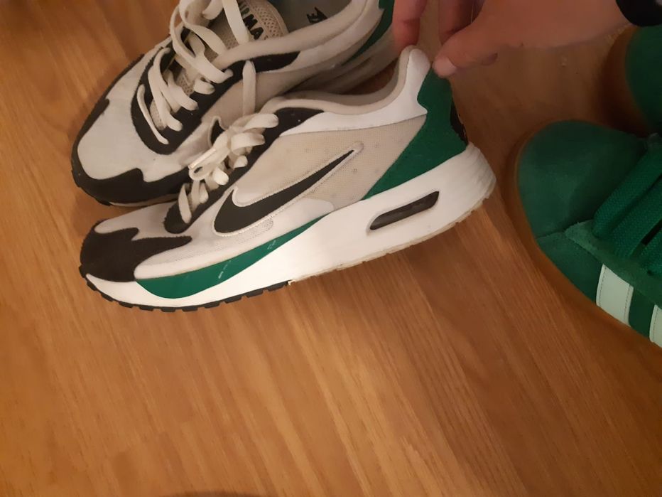 Vendo 8 pares de ténis marca adidas e Nike